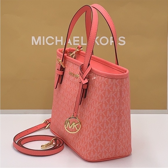 Michael Kors Jet Set Travel Tote Bag - Picture 1 of 7